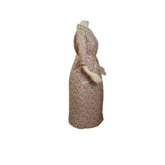 1960s Daisy Floral Pattern Quilted Cotton Blend Bathrobe Housecoat Size Vtg 38 - Picture 3 of 9